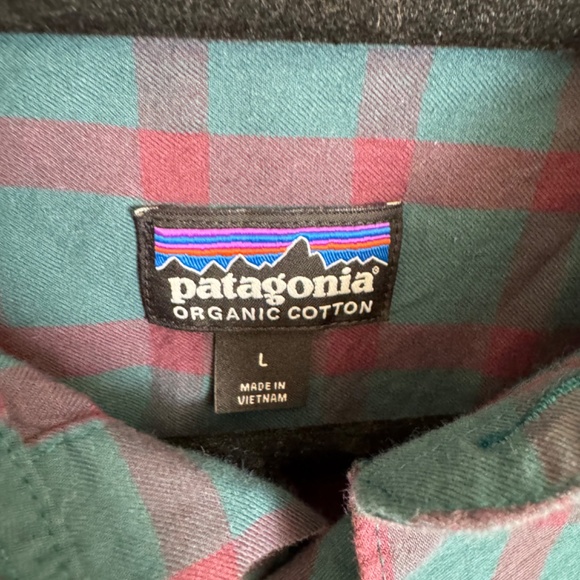 EUC Patagonia Long-Sleeved Pima Cotton Shirt, Blue/Red plaid, size L - Picture 2 of 7